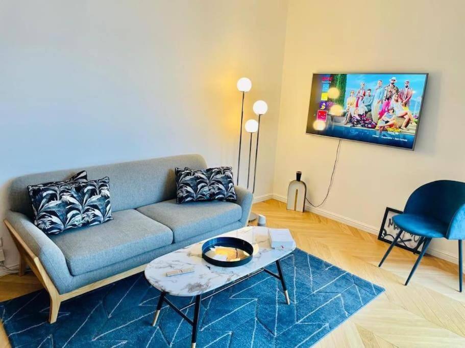 One Bedroom W Free Parking &terrace